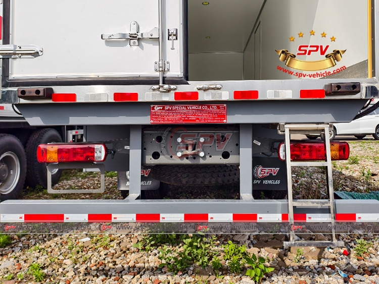 Nameplate Loacation of Van Truck